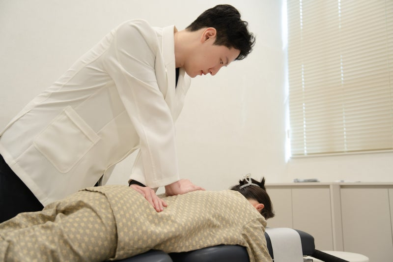 교통사고 환자의 상태를 확인하기 위한 엑스레이 촬영 장비